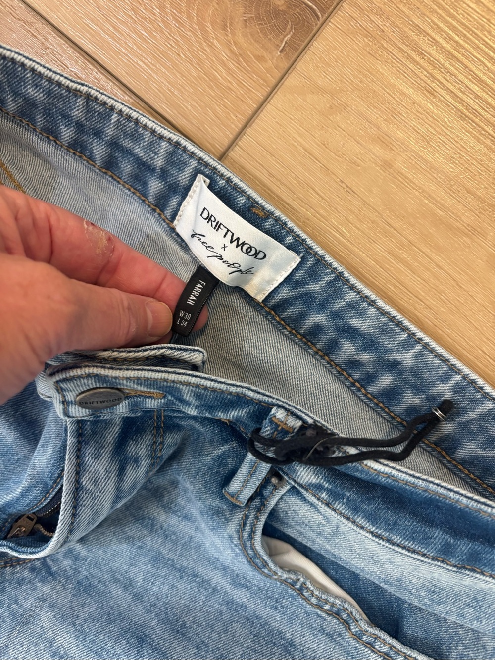 Driftwood Free People Floral Jeans Size 30 - Picture 2 of 6